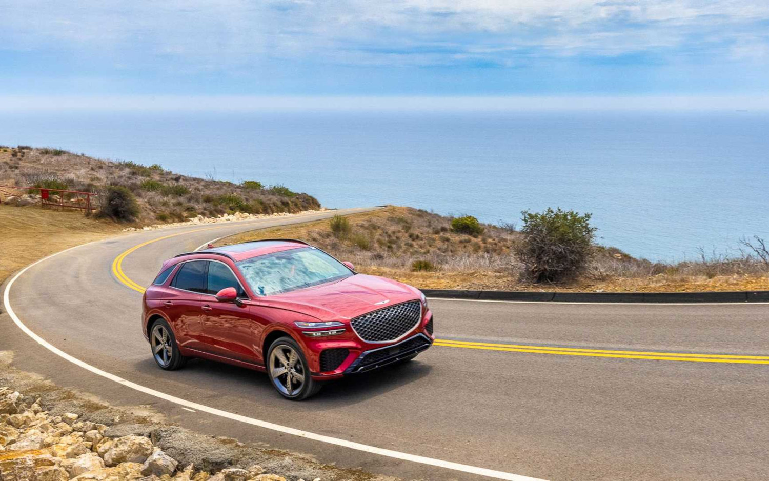 Comparison - Genesis GV70 Prestige 2.5T 2022 - vs - Hyundai Tucson ...